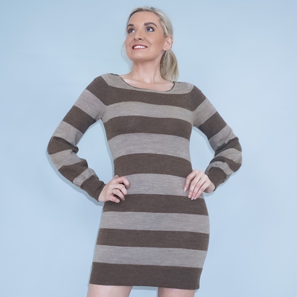 Neutral Color Stripe Dress with Long Sleeves - Picture 6 of 13